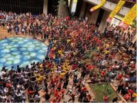 Figure+11%3A+Hawai%3Fi+Rising+attendees+participating+in+protocol+at+the+Hawai%3Fi+State+Capitol+on+January+15%2C+2020